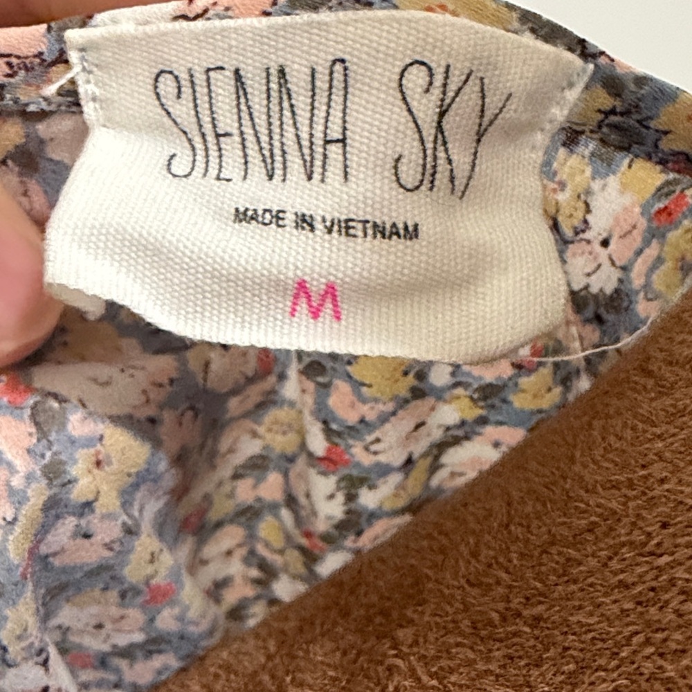 Sienna Sky Floral V-Neck Blouse with Elastic Waist and Flutter Sleeves - Picture 2 of 7